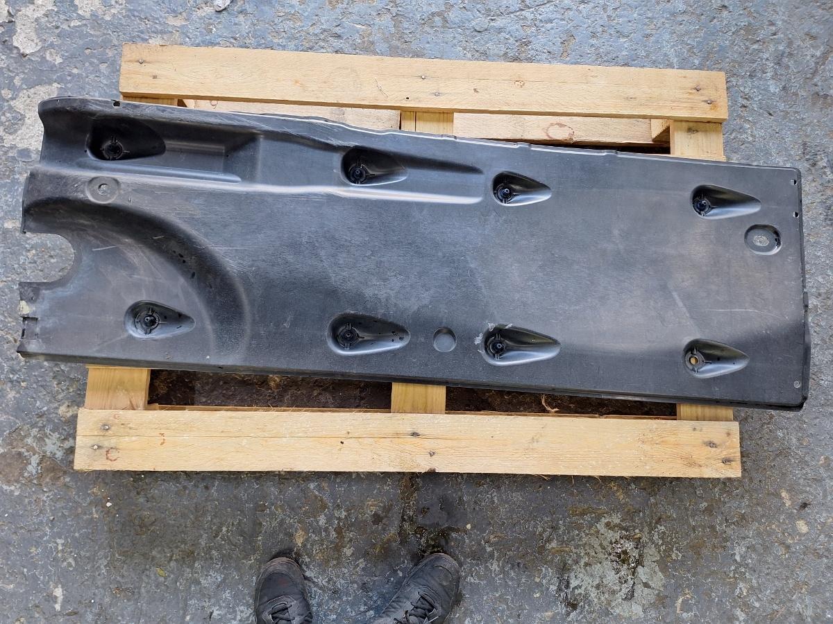 Scut de protecție sub caroserie față VOLKSWAGEN JETTA IV 162, 163, AV3, AV2 2012 1.6 TDI CAYC 77KW|105HP 2012