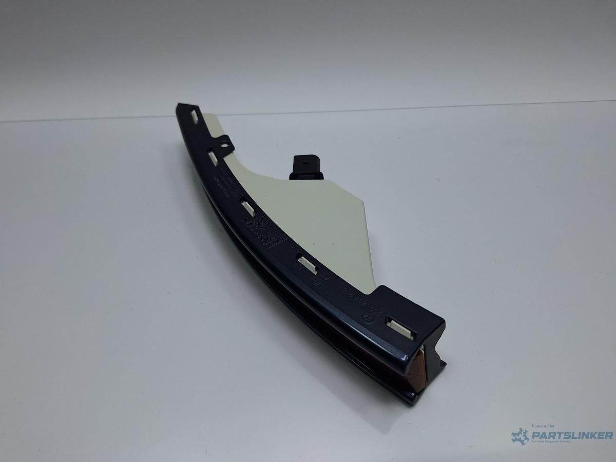 Lampa de semnalizare dreapta VOLKSWAGEN PASSAT Variant 3C5 2008 1.9 TDI BLS 77KW|105HP 2008
