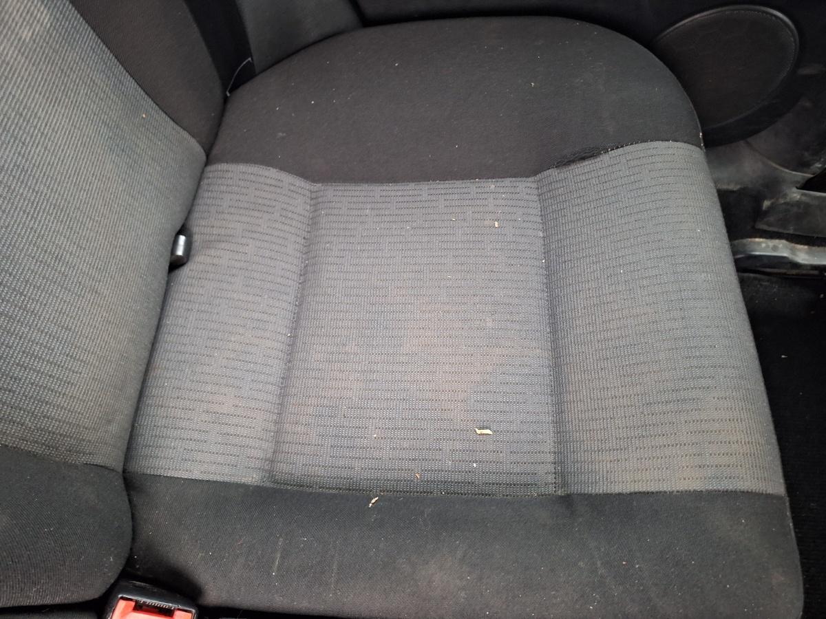 Bancheta sezut spate stanga VOLKSWAGEN GOLF IV Variant 1J5 1999 - 2006