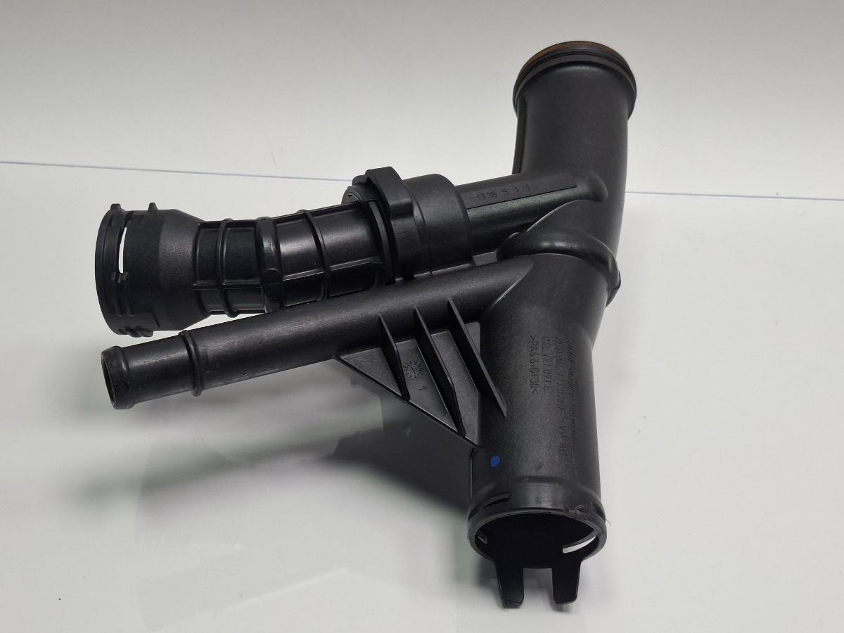 Corp termostat SKODA OCTAVIA Combi 5E5 2012 - >2.0 TDI CKFC, CRMB, CYKA 04L121071E