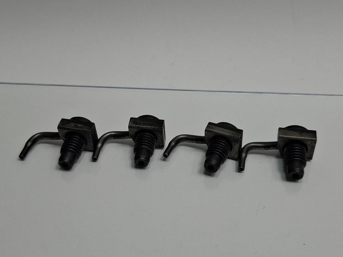 Diuze ulei cilindri VOLKSWAGEN GOLF VI 5K1 2008 - 20132.0 TDI CBDC, CLCA 038103157B