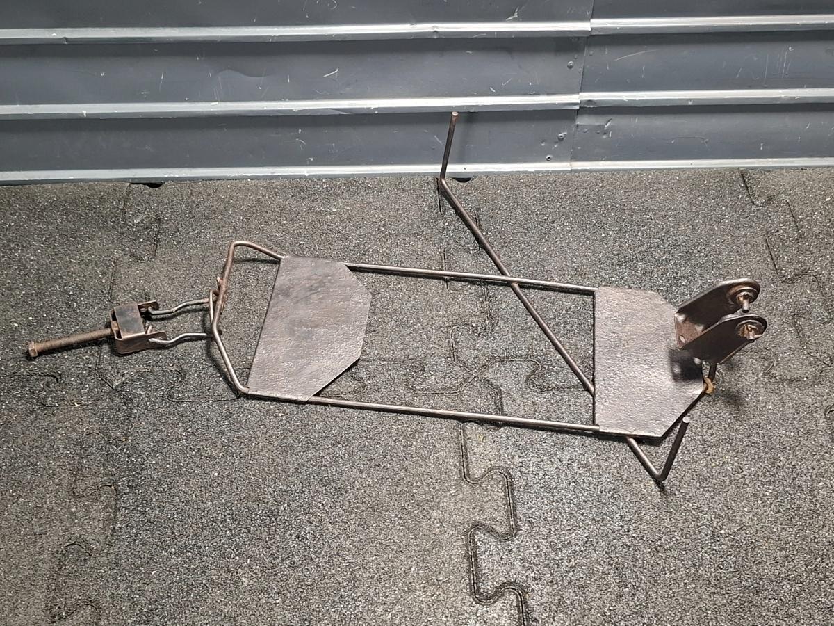 Suport roata rezerva VOLKSWAGEN CADDY II Box 9K9A 1995 - 20041.9 SDI AEY, AYQ 6K9012121