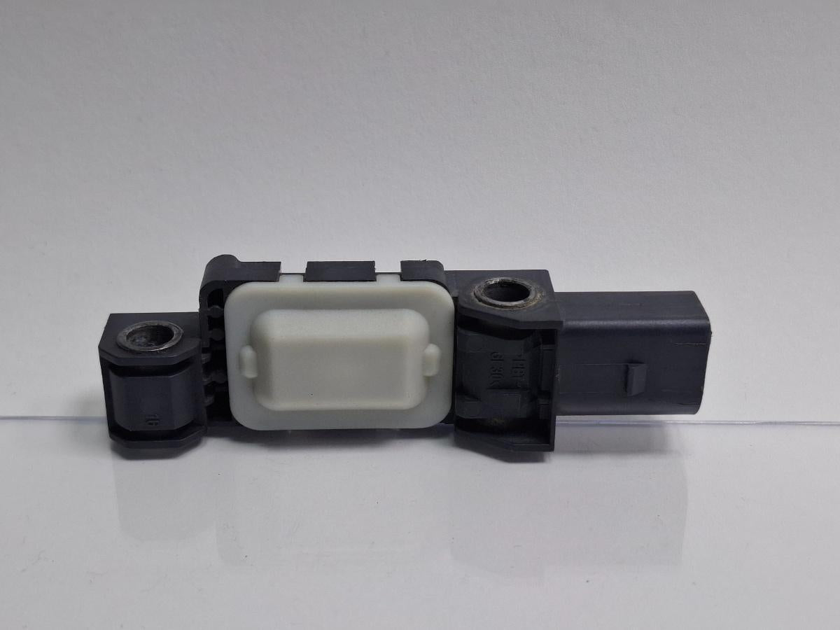 Senzor impact VOLKSWAGEN TOUAREG 7LA, 7L6, 7L7 2002 - 20132.5 R5 TDI BAC, BPE 7L0909606D