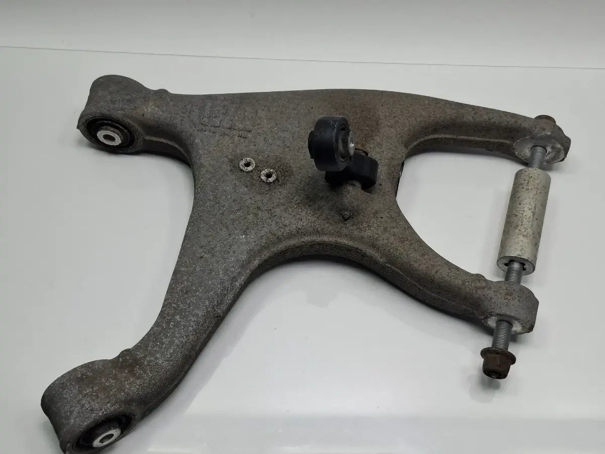 Brat bascula roata stanga spate AUDI A4 IV Avant 8K5, B8 2007 - 20152.0 TDI CAGA, CJCA, CMEA, CMFA 8K0505311J