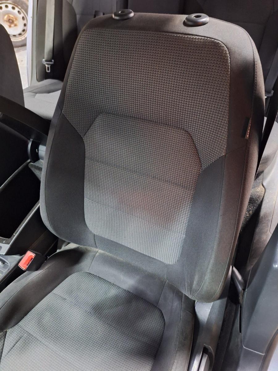 Scaun fata sofer stanga VOLKSWAGEN PASSAT 365 2010 - 2014