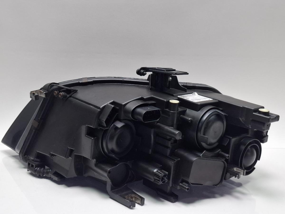 Far halogen dreapta AUDI A4 IV Avant 8K5, B8 2007 - 2011 , volan dreapta 8K0941004A