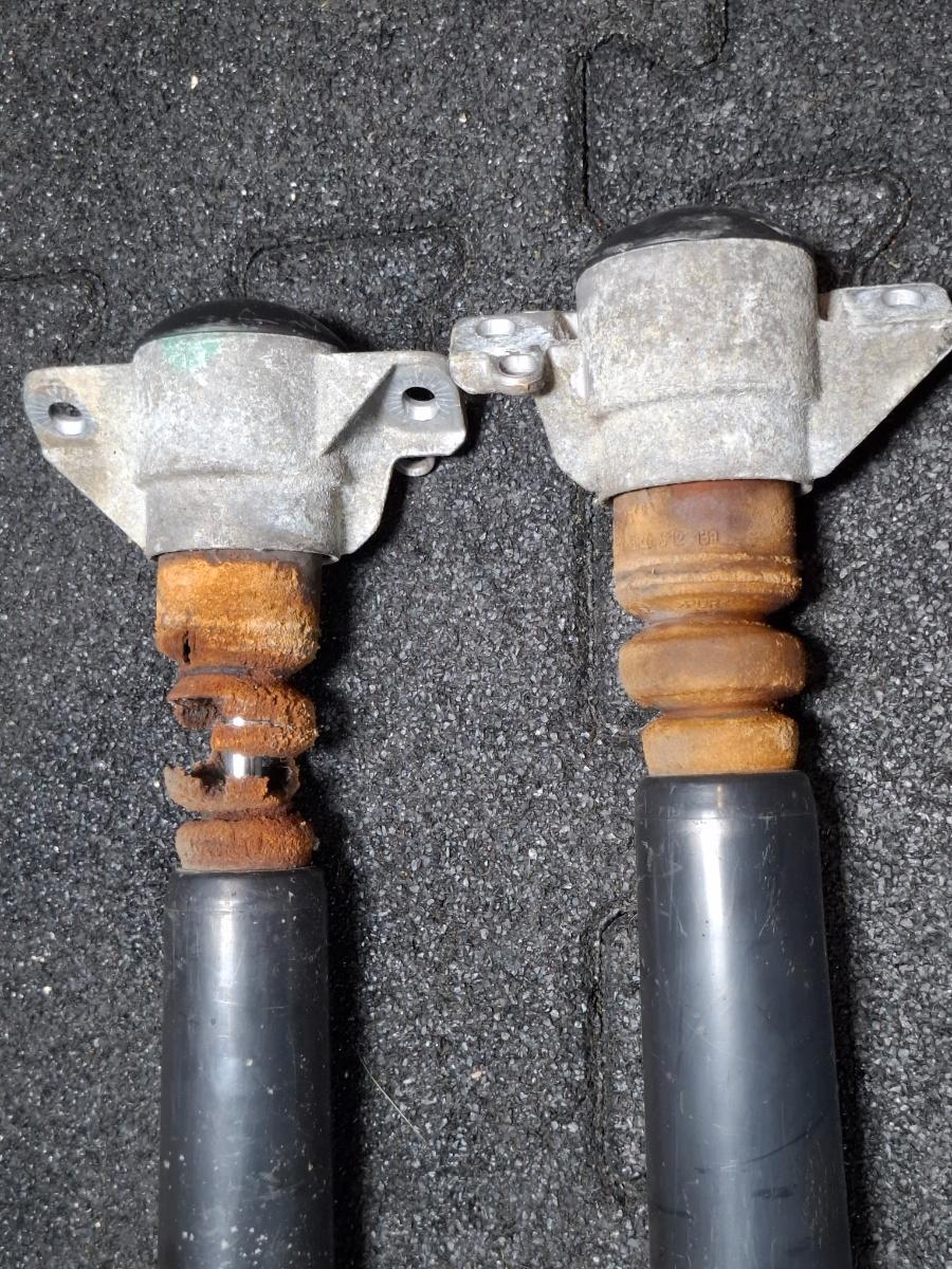 Amortizoare spate AUDI A4 IV Avant 8K5, B8 2007 - 20152.0 TDI CAGA, CJCA, CMEA, CMFA 8K0513035AJ