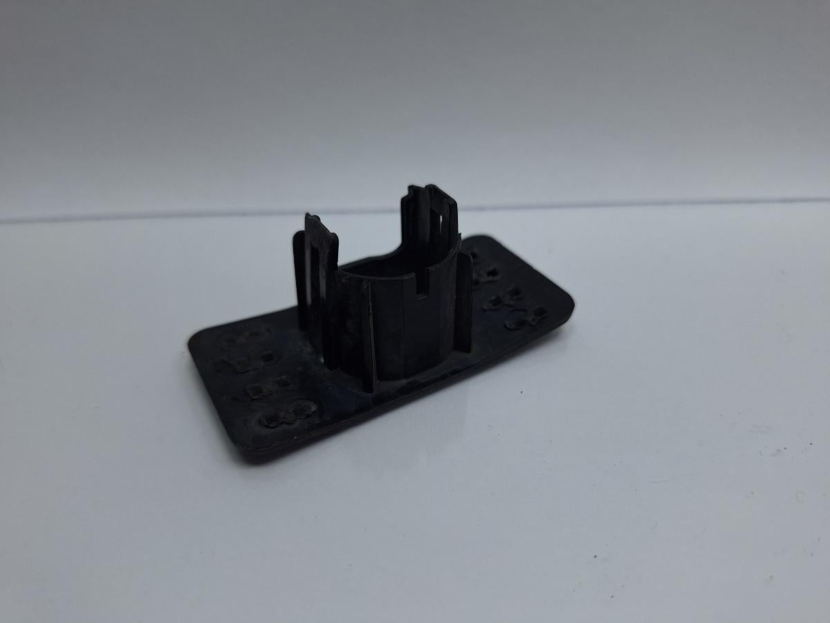 Suport senzor de parcare (PDC) fata VOLKSWAGEN GOLF VI 5K1 2008 - 20132.0 TDI CBDC, CLCA 5K0919493G