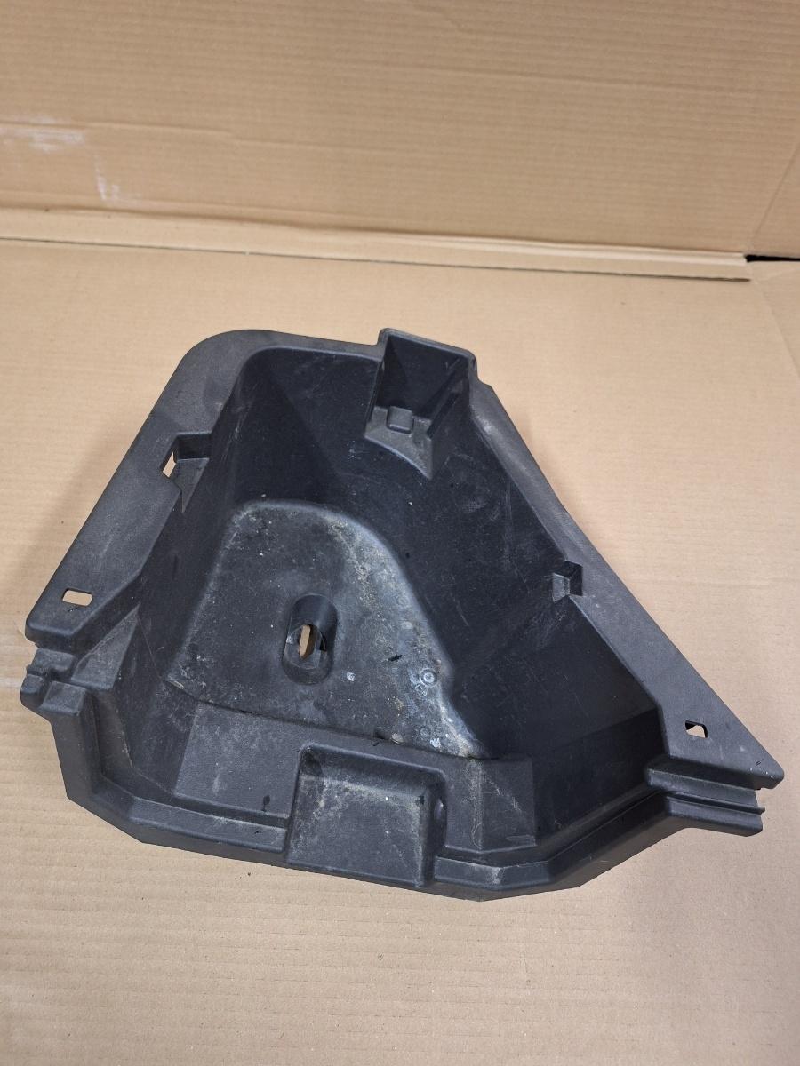 Interior compartiment/spatiu de depozitare spate TOYOTA PRIUS _W3_ 2008 - 2015 64997-47020