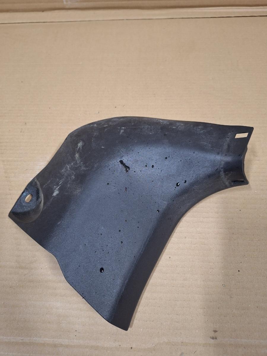 Ornament inferior lateral bancheta spate stanga TOYOTA PRIUS _W3_ 2008 - >1.8 Hybrid 2ZR-FXE 62112-47180