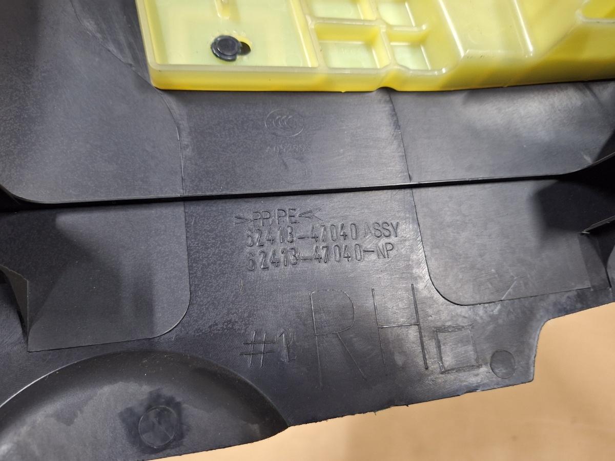 Ornament stalp (B) (inferior) dreapta TOYOTA PRIUS _W3_ 2008 - >1.8 Hybrid 2ZR-FXE 62413-47040