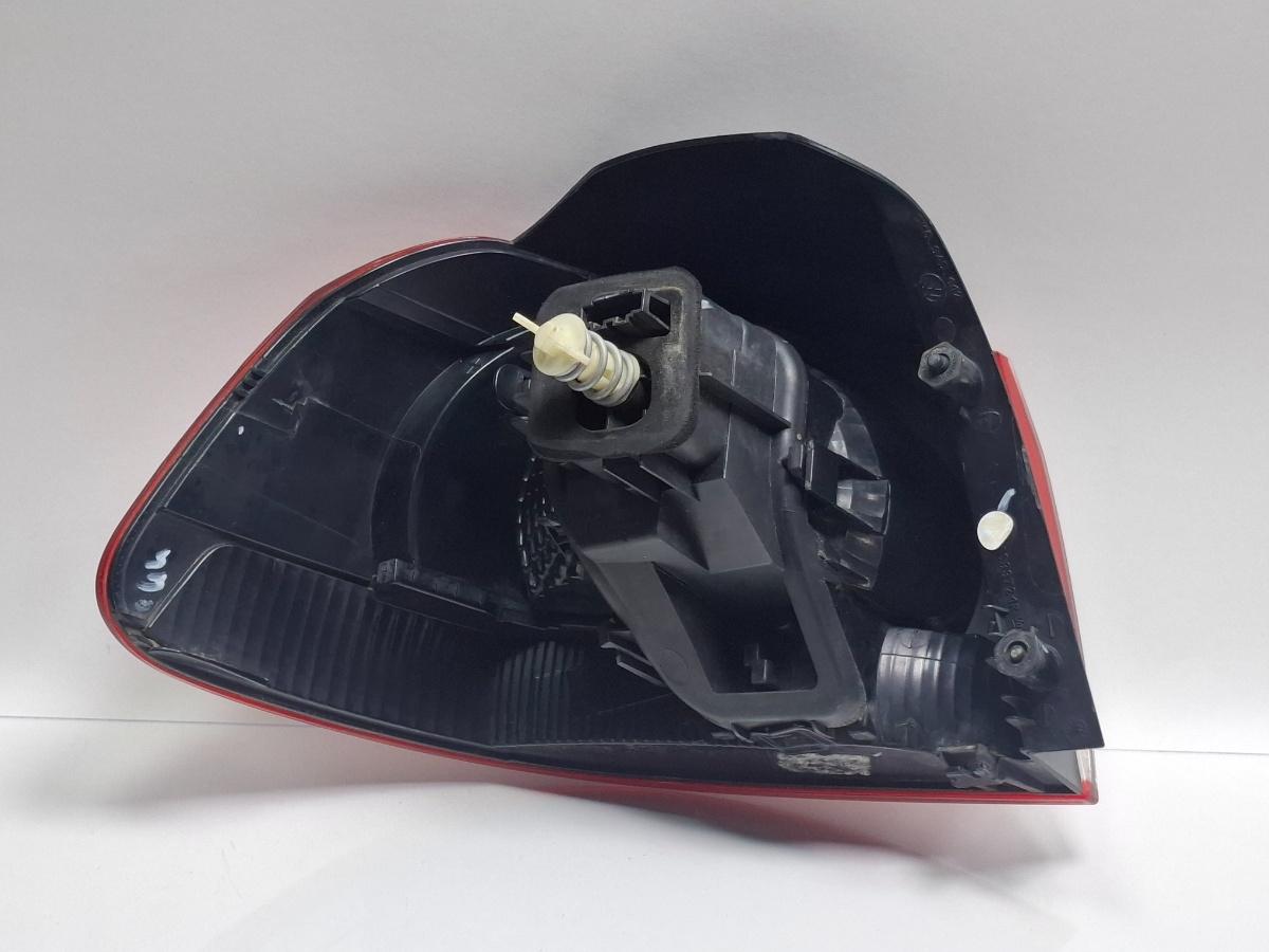 Stop de pe aripa dreapta VOLKSWAGEN GOLF VI 5K1 2008 - 20132.0 TDI CBDC, CLCA 5K0945112