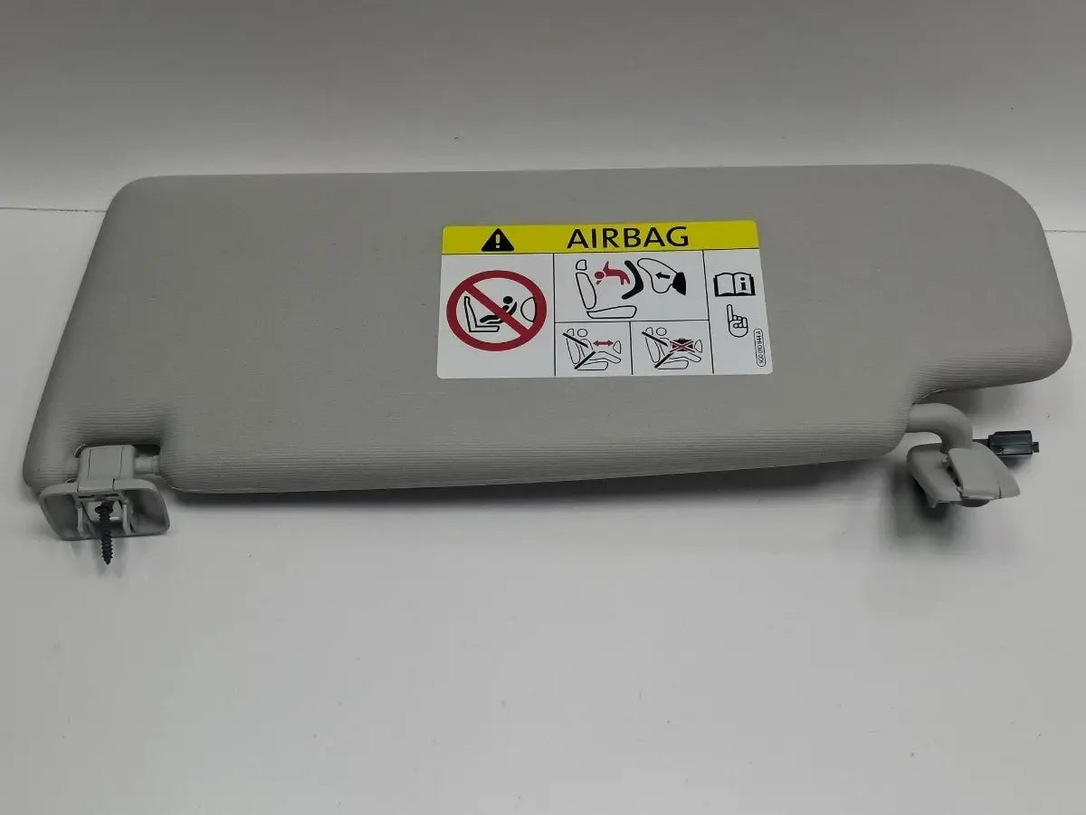 Parasolar dreapta VOLKSWAGEN PASSAT 365 2010 - 20142.0 2.0 TDi BlueMotion CFFB 1K0857552 , 3AA857552H