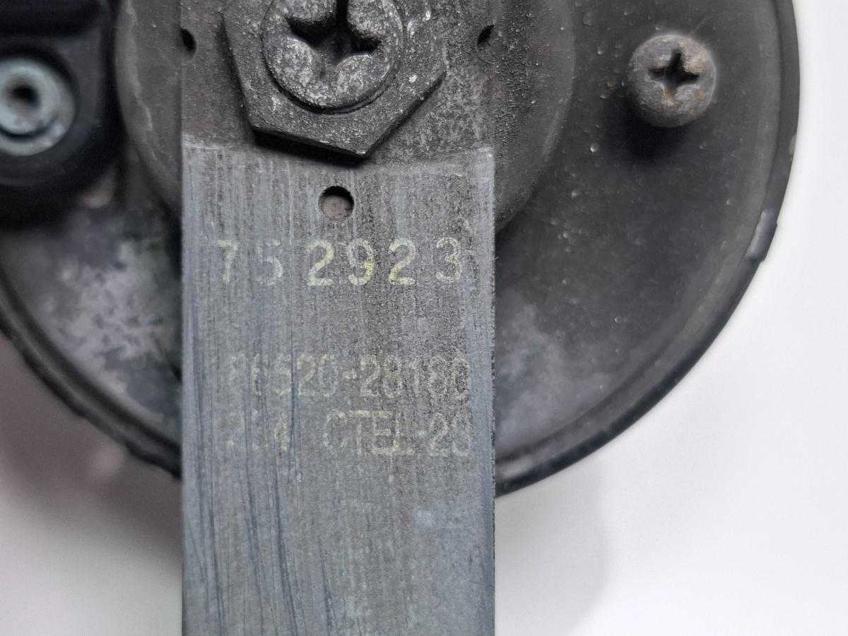 Claxon joase TOYOTA PRIUS _W3_ 2008 - >1.8 Hybrid 2ZR-FXE 8652028180