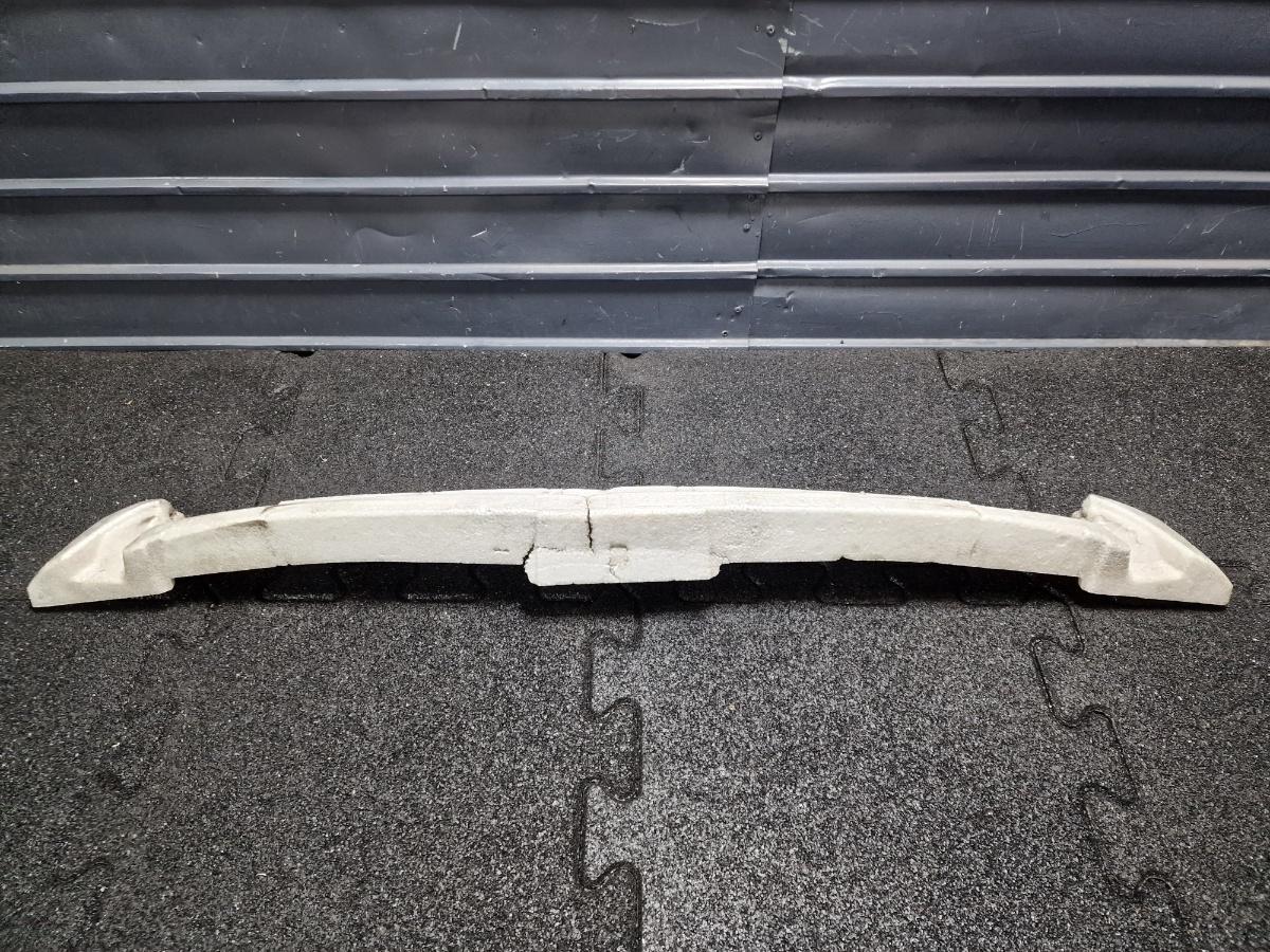 Armatura din spuma bara de protectie fata TOYOTA PRIUS _W3_ 2008 - >1.8 Hybrid 2ZR-FXE 5261147080