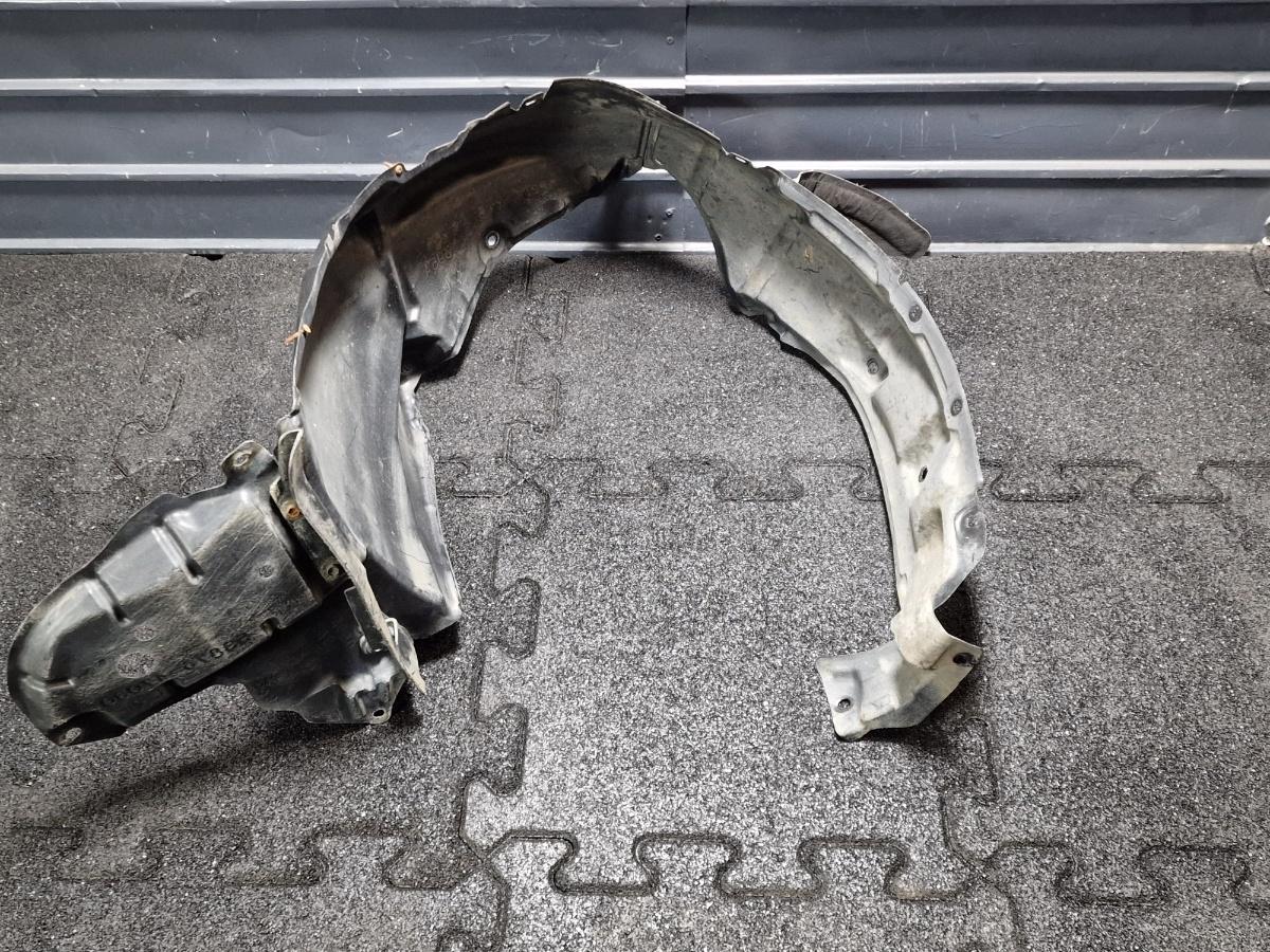 Carenaj roata stanga fata TOYOTA PRIUS _W3_ 2008 - >1.8 Hybrid 2ZR-FXE 5387647030