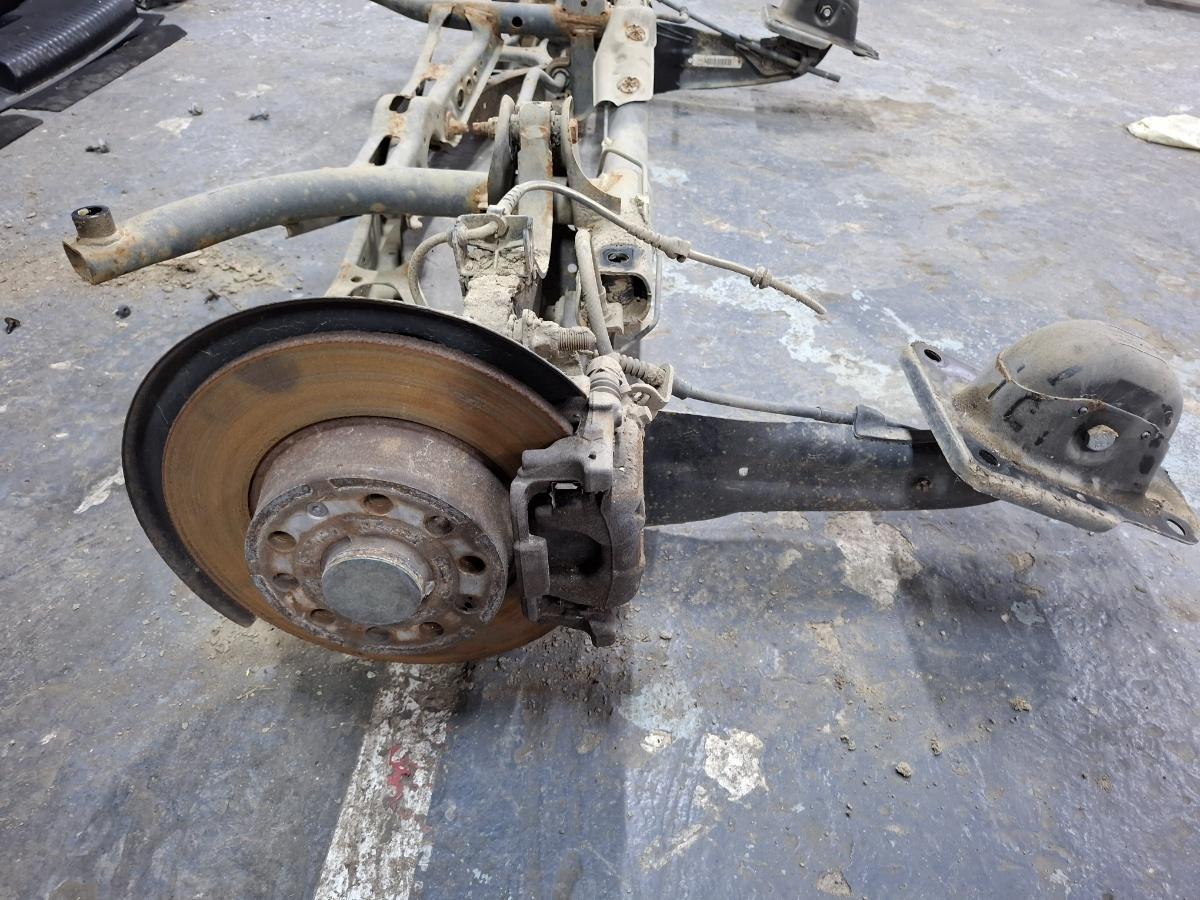Punte spate completa VOLKSWAGEN JETTA IV 162, 163, AV3, AV2 2009 - 2018 5C0505315H