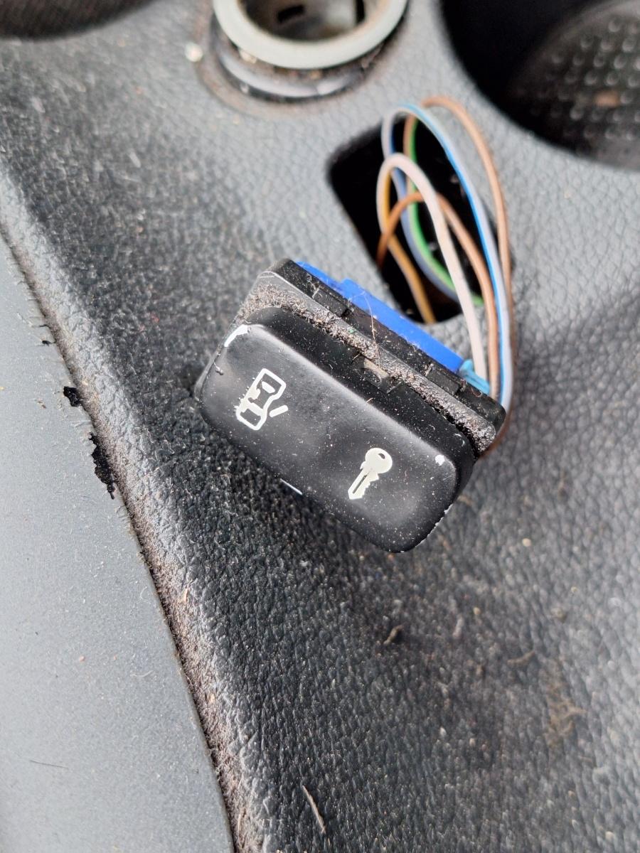 Buton blocare portiere SKODA OCTAVIA 1Z3 2004 - 20132.0 TDI 16V BKD, CFHC, CLCB