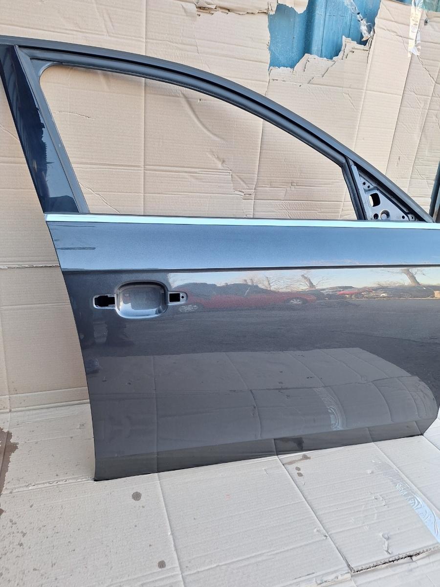 Usa Portiera fata dreapta AUDI A4 IV Avant 8K5, B8 2007 - 2015 2.0 TDI CAGA, CJCA, CMEA, CMFA