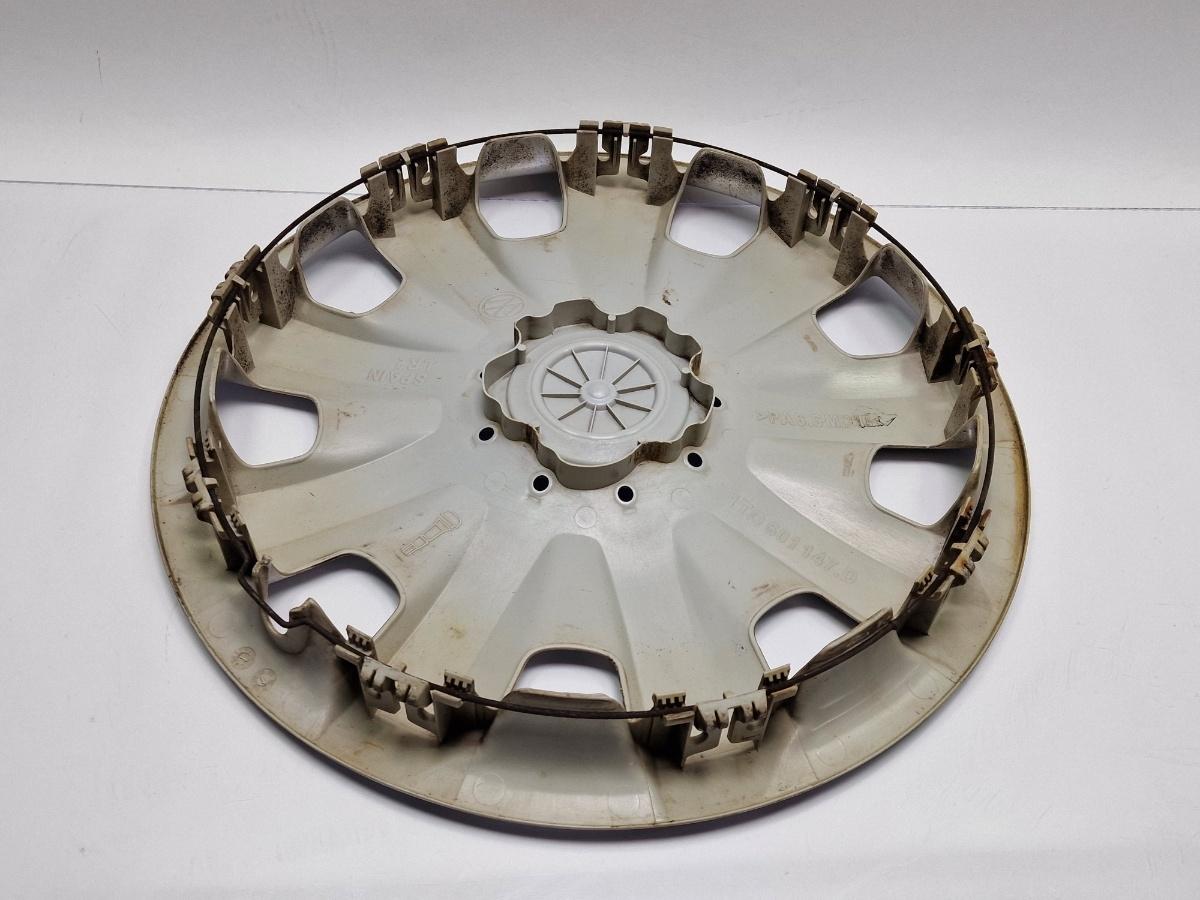 Capac roata R15 VOLKSWAGEN TOURAN 1T1, 1T2 2003 - 20102.0 TDI BMM 1T0601147D