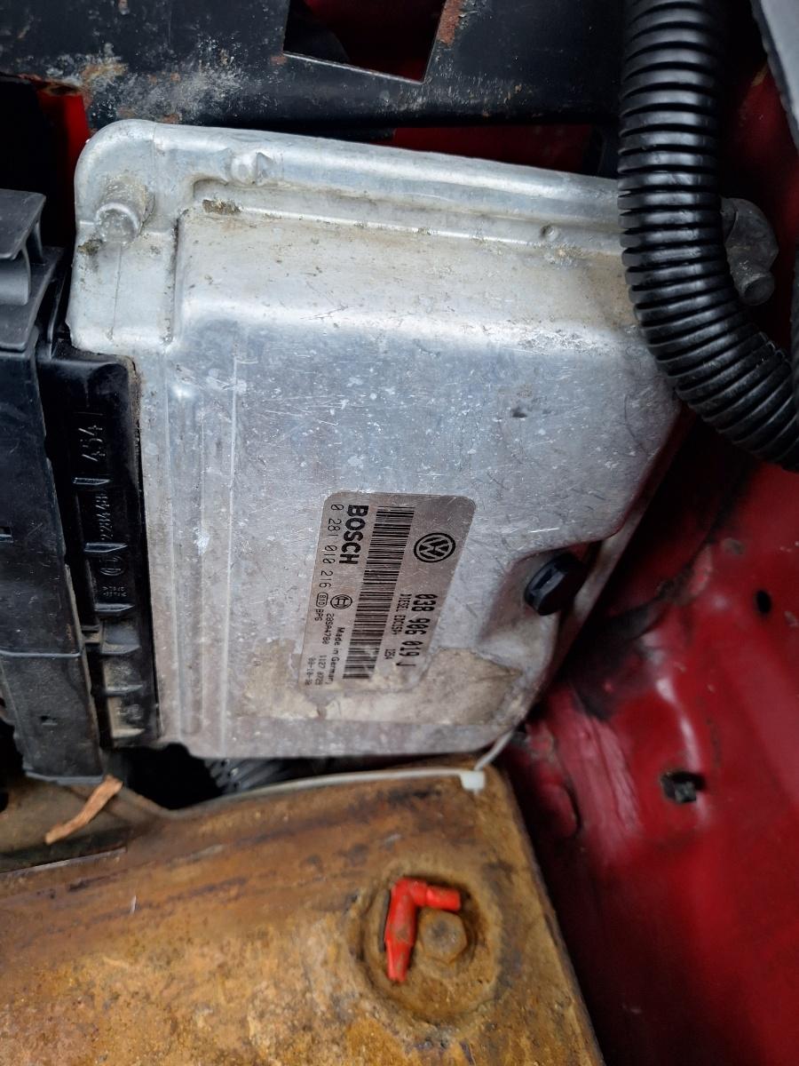 ECU modul/unitate de control motor VOLKSWAGEN SHARAN 7M8, 7M9, 7M6 1995 - 20101.9 TDI AUY, BVK 0281010216 038906019J