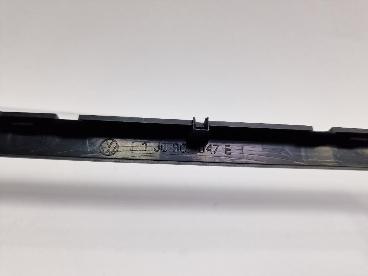 Ornament sistem de climatizare VOLKSWAGEN GOLF IV Variant 1J5 1999 - 20061.9 TDI ATD, AXR 1J0907047E