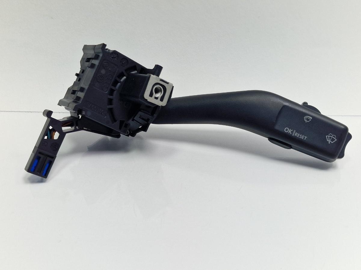 Maneta stergatoare SKODA OCTAVIA 1Z3 2004 - 20131.9 TDI BJB, BKC, BLS, BXE 1K0953519C