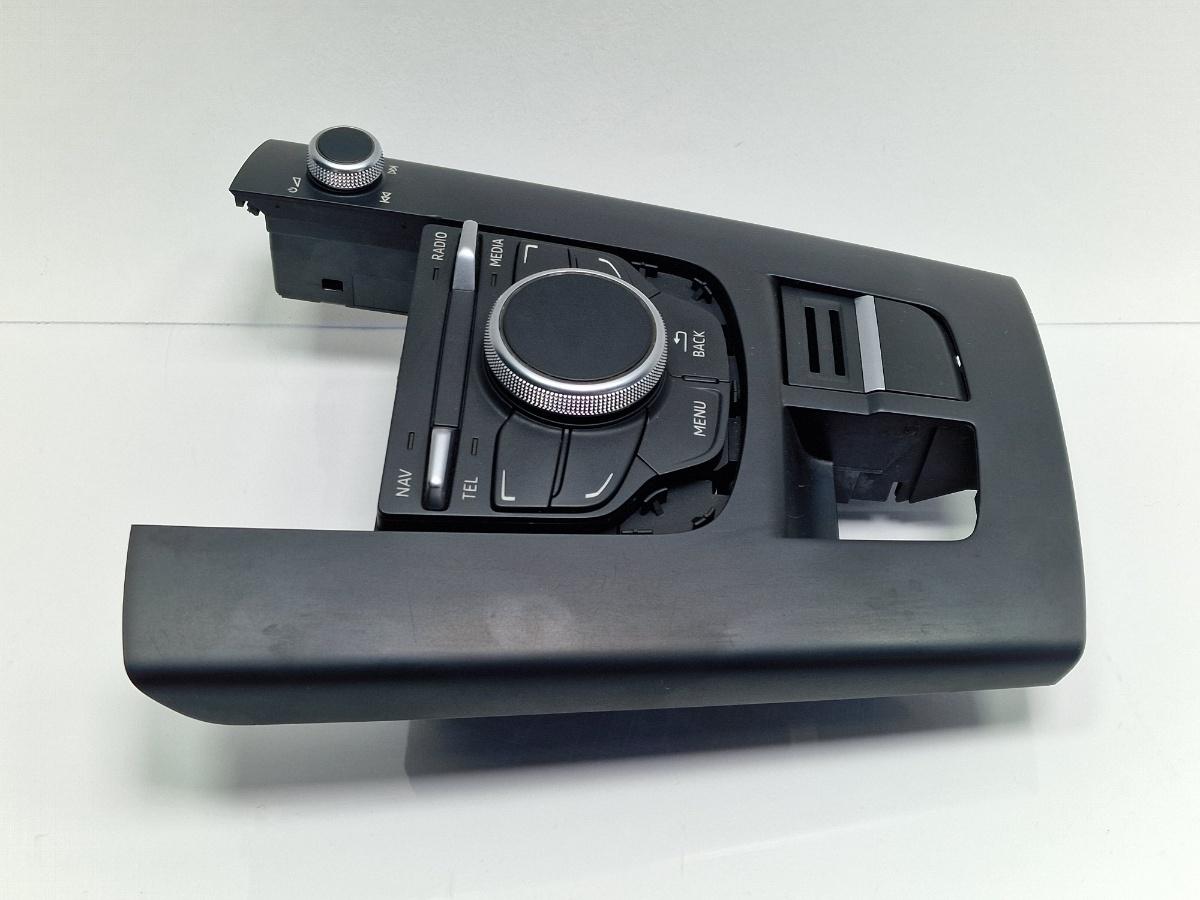 Consola centrala AUDI A3 Sportback 8VA, 8VF 2012 - >1.6 TDI CLHA 8V0919614B