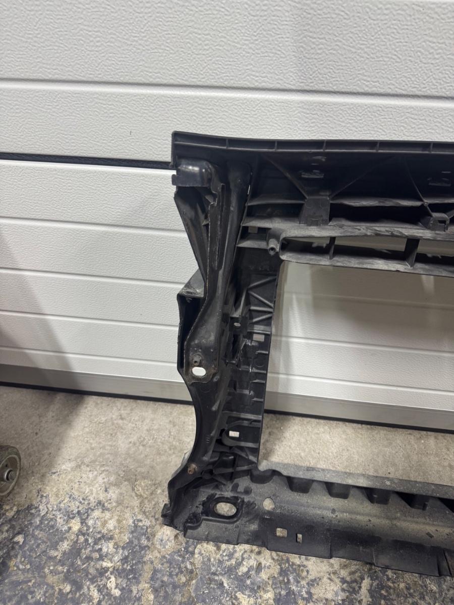 Trager - Cadru radiator VOLKSWAGEN TOURAN 1T3 2010 - 2015 2.0 TDI CFHC
