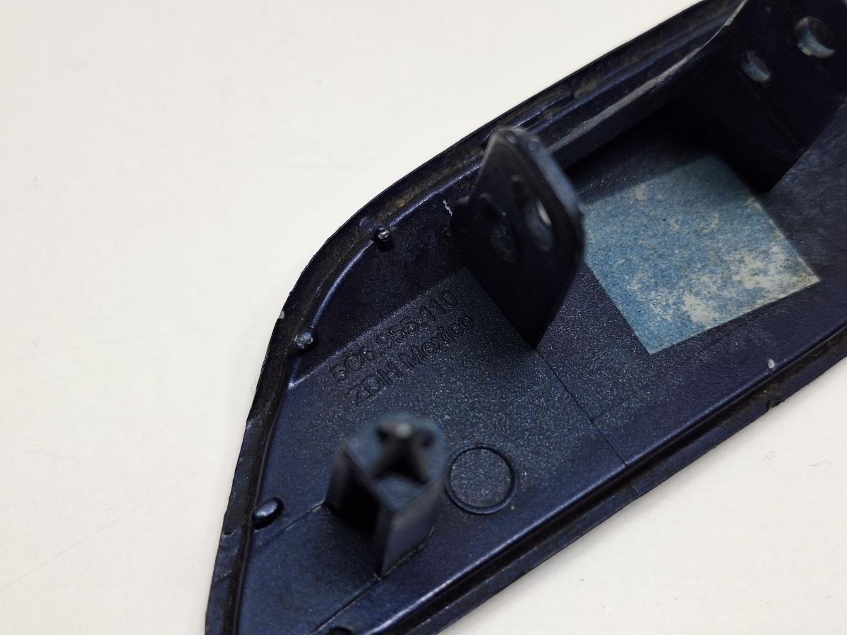Capac duza spalator far dreapta VOLKSWAGEN JETTA IV 162, 163, AV3, AV2 2009 - >1.2 TSI CBZB 5C6955110