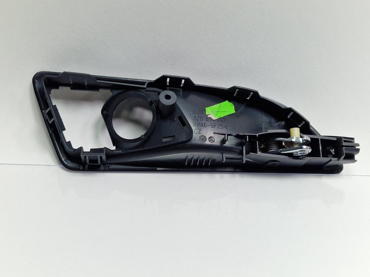 Maner interior usa stanga spate SKODA OCTAVIA 1Z3 2004 - 20132.0 TDI 16V BKD, CFHC, CLCB 1Z0839247