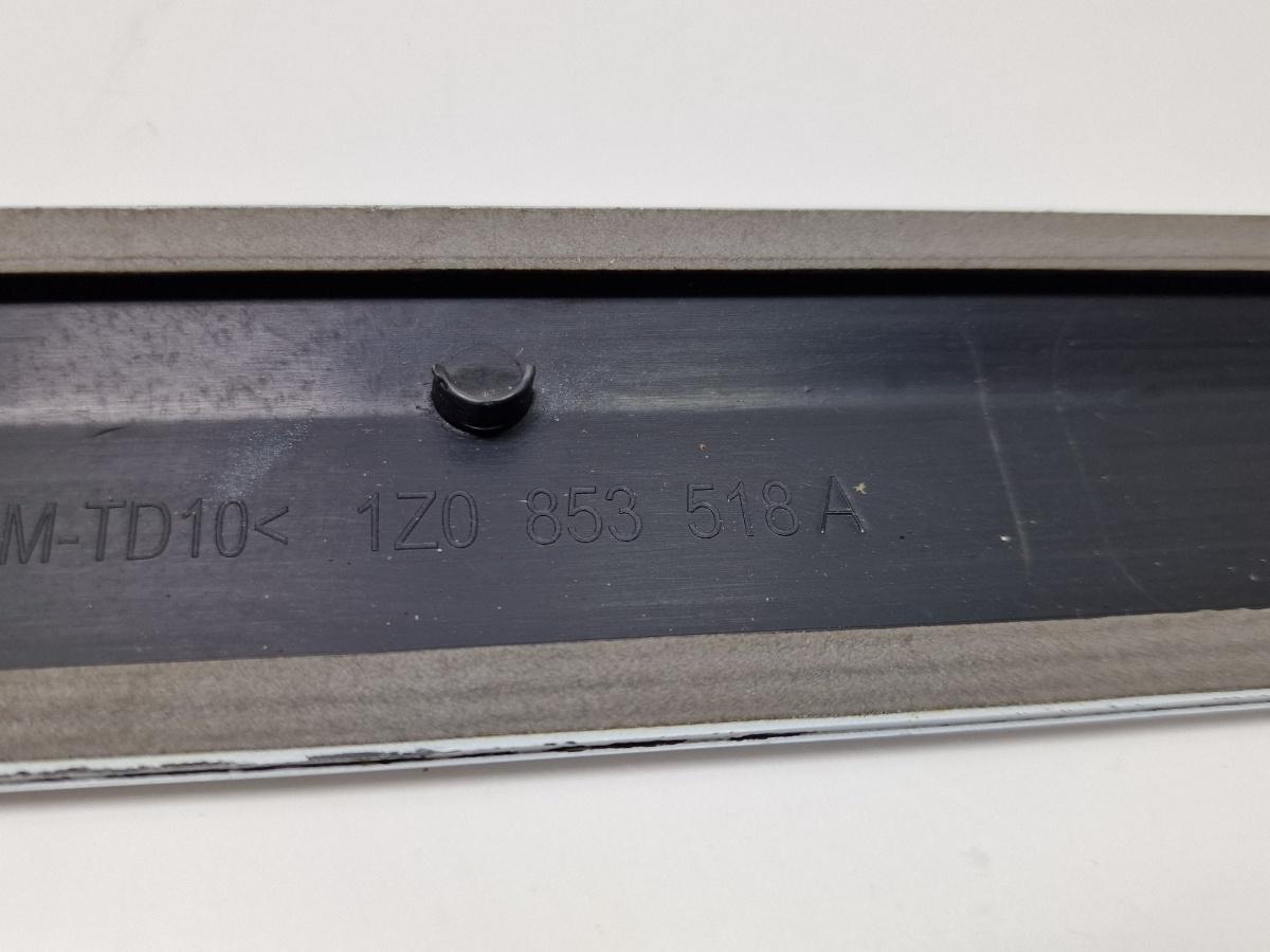 Bandou usa dreapta fata SKODA OCTAVIA 1Z3 2004 - 20132.0 TDI alb 9P / F9E 1Z0853518A