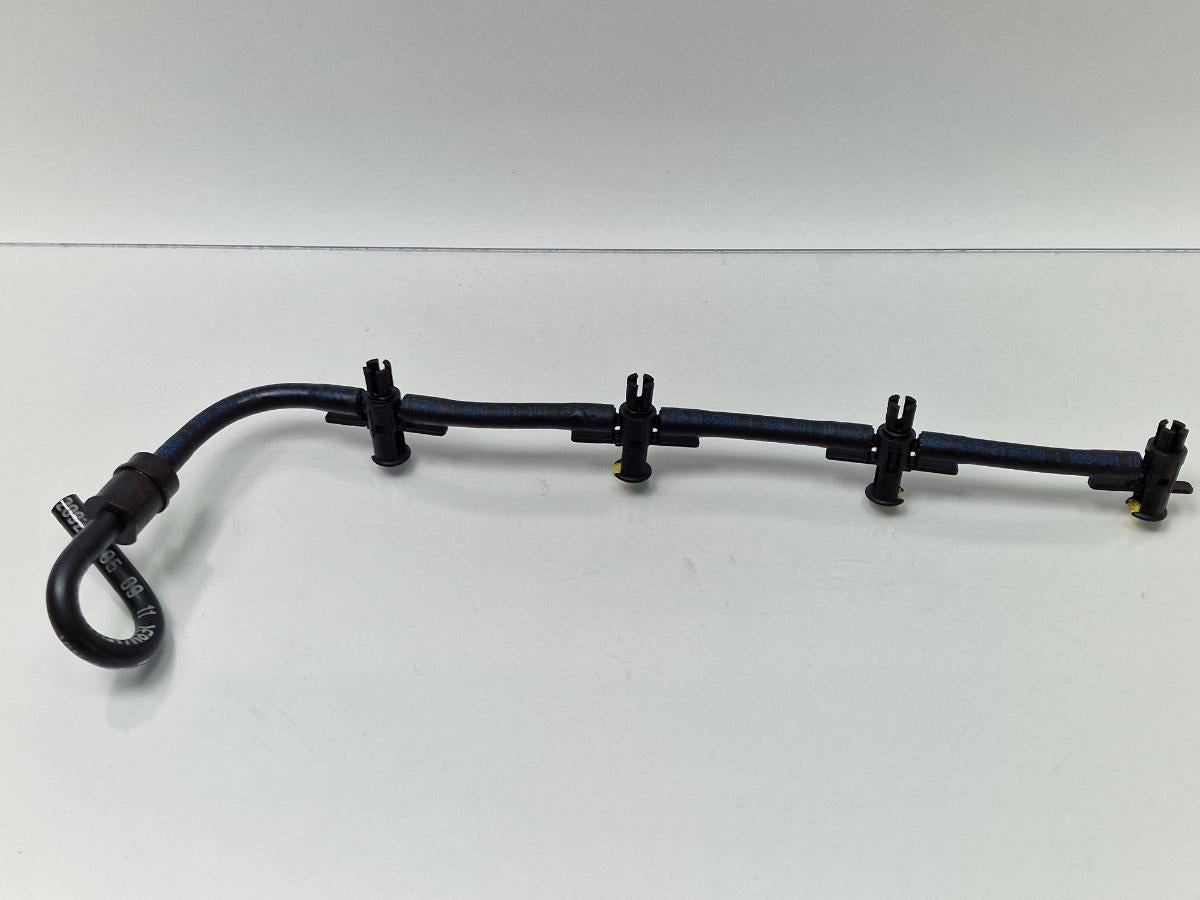 Conducta retur injectoare AUDI A4 IV Avant 8K5, B8 2007 - 20152.0 TDI CAGA, CJCA, CMEA, CMFA 03L130235S
