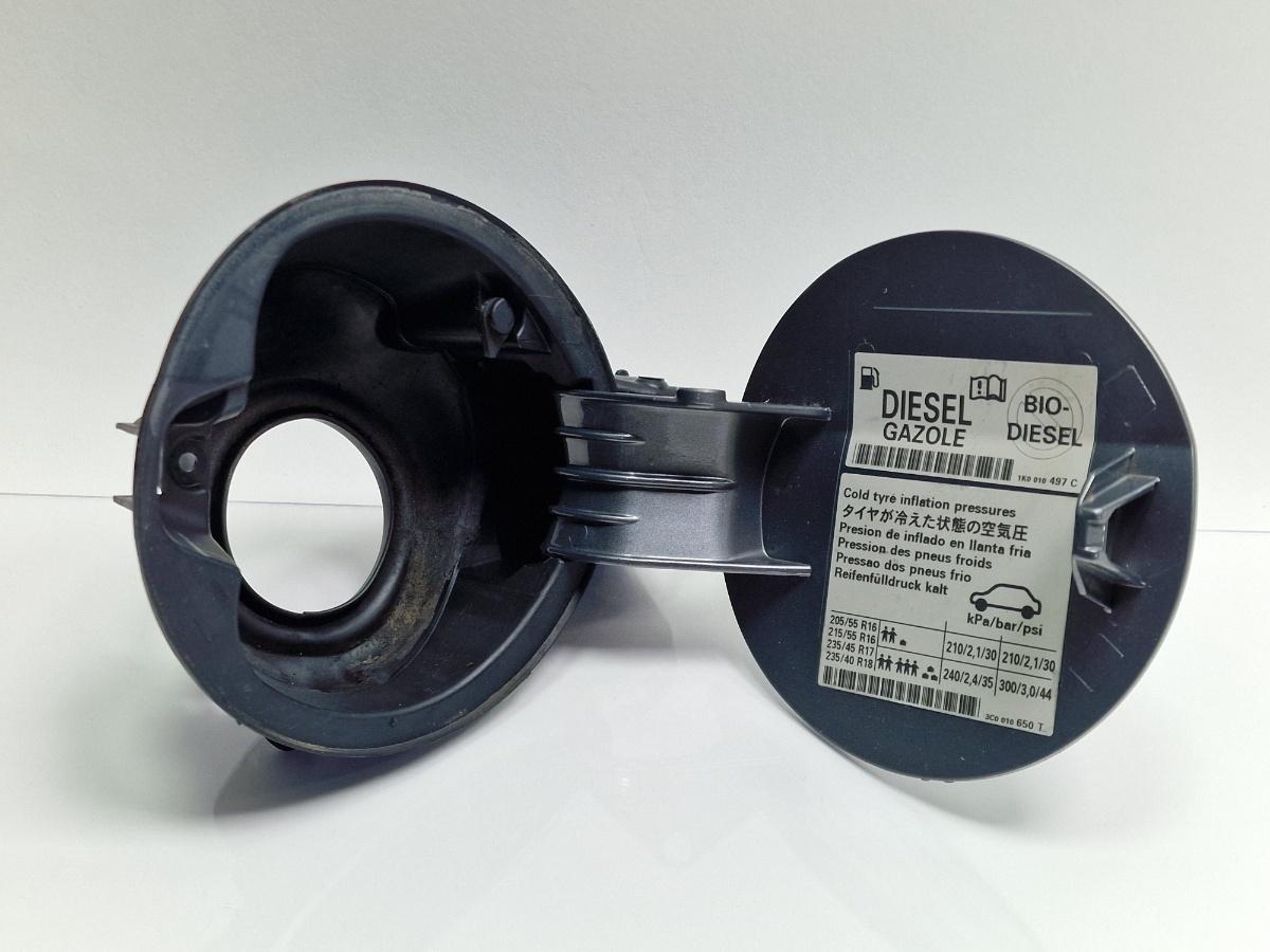 Usita rezervor VOLKSWAGEN PASSAT Variant 3C5 2005 - 2011 gri LA7T 3C9809857