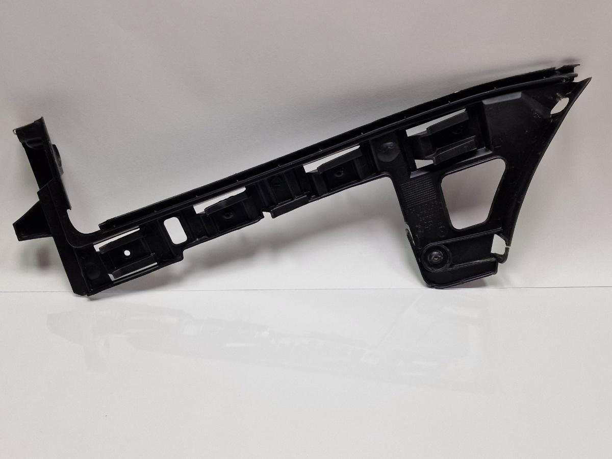 Suport bara dreapta spate VOLKSWAGEN PASSAT Variant 3C5 2005 - 20111.9 TDI BKC, BLS, BXE 3C9807394