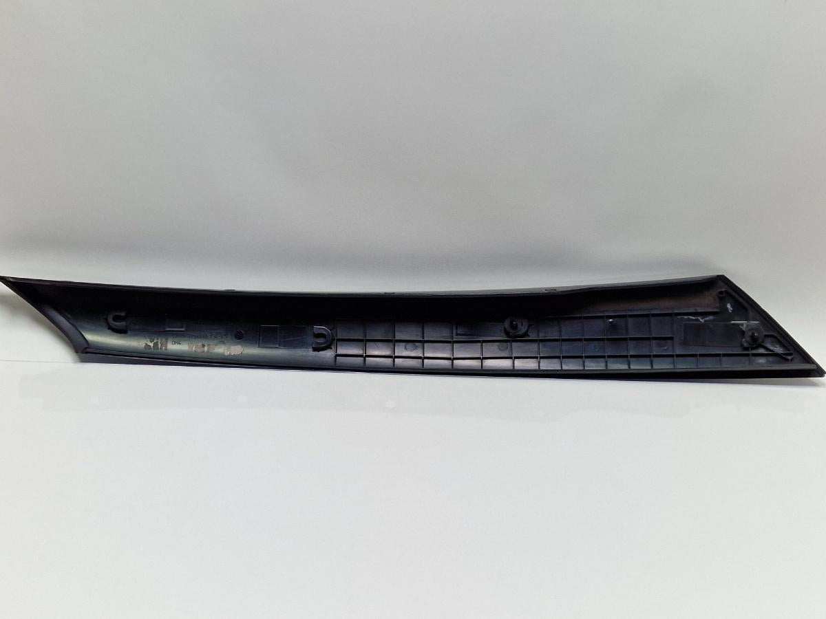 Ornament parbriz dreapta SKODA FABIA II 542 2006 - 20141.2 1.2 1.2 BBM, CHFA 5J6853264
