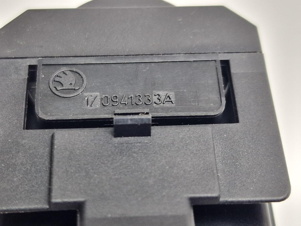 Buton reglaj nivel faruri SKODA OCTAVIA II Combi 1Z5 2004 - 20132.0 TDI 16V BKD, CFHC, CLCB 1Z0941333A