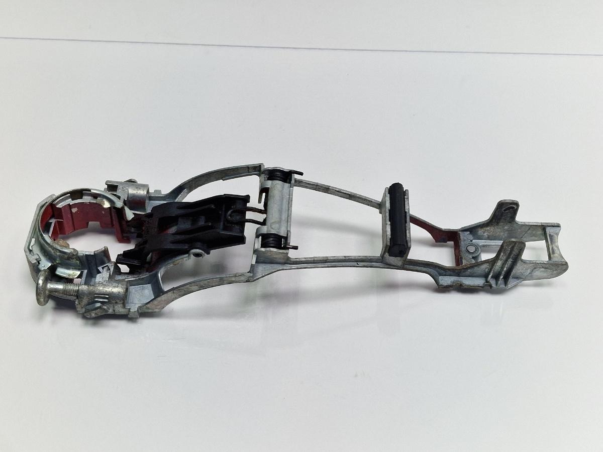 Suport maner exterior usa stanga SKODA OCTAVIA II Combi 1Z5 2004 - 20132.0 TDI 16V BKD, CFHC, CLCB 1U0837885B