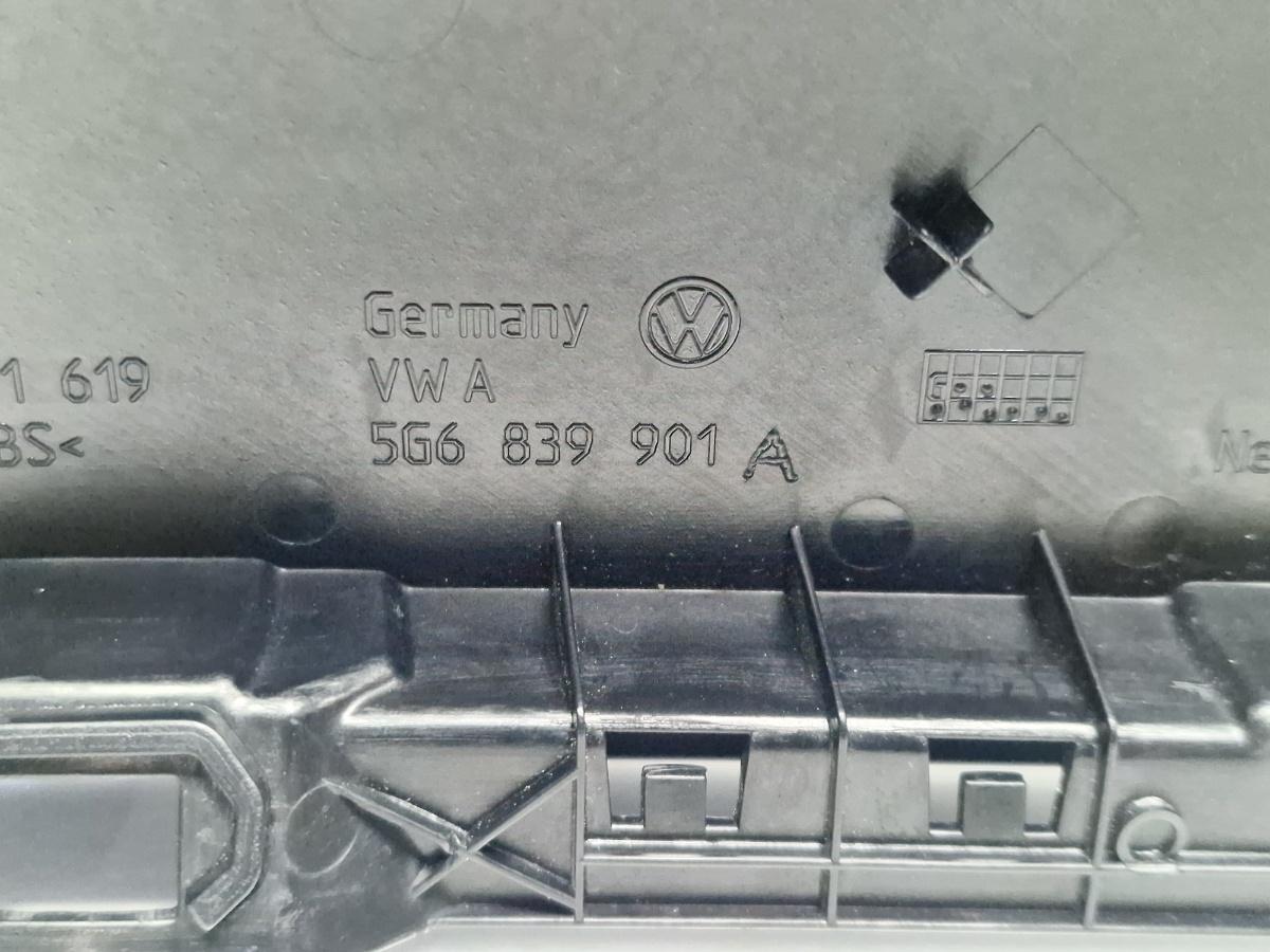 Ornament usa stanga spate VOLKSWAGEN GOLF VII 5G1 2013 2.0 TDi BlueMotion 110KW|150HP 2013