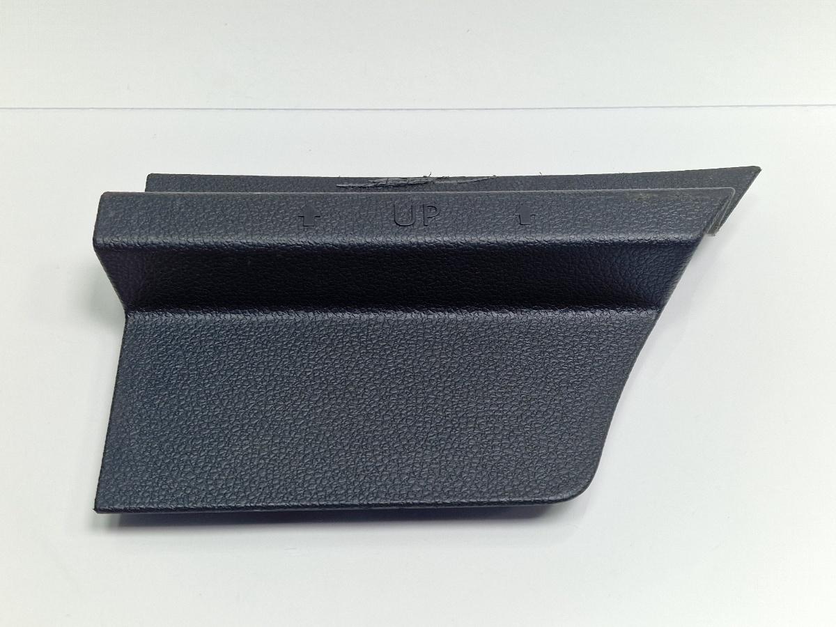 Ornament lateral portbagaj stanga VOLKSWAGEN GOLF VII 5G1 2013 2.0 TDi BlueMotion 110KW|150HP 2013
