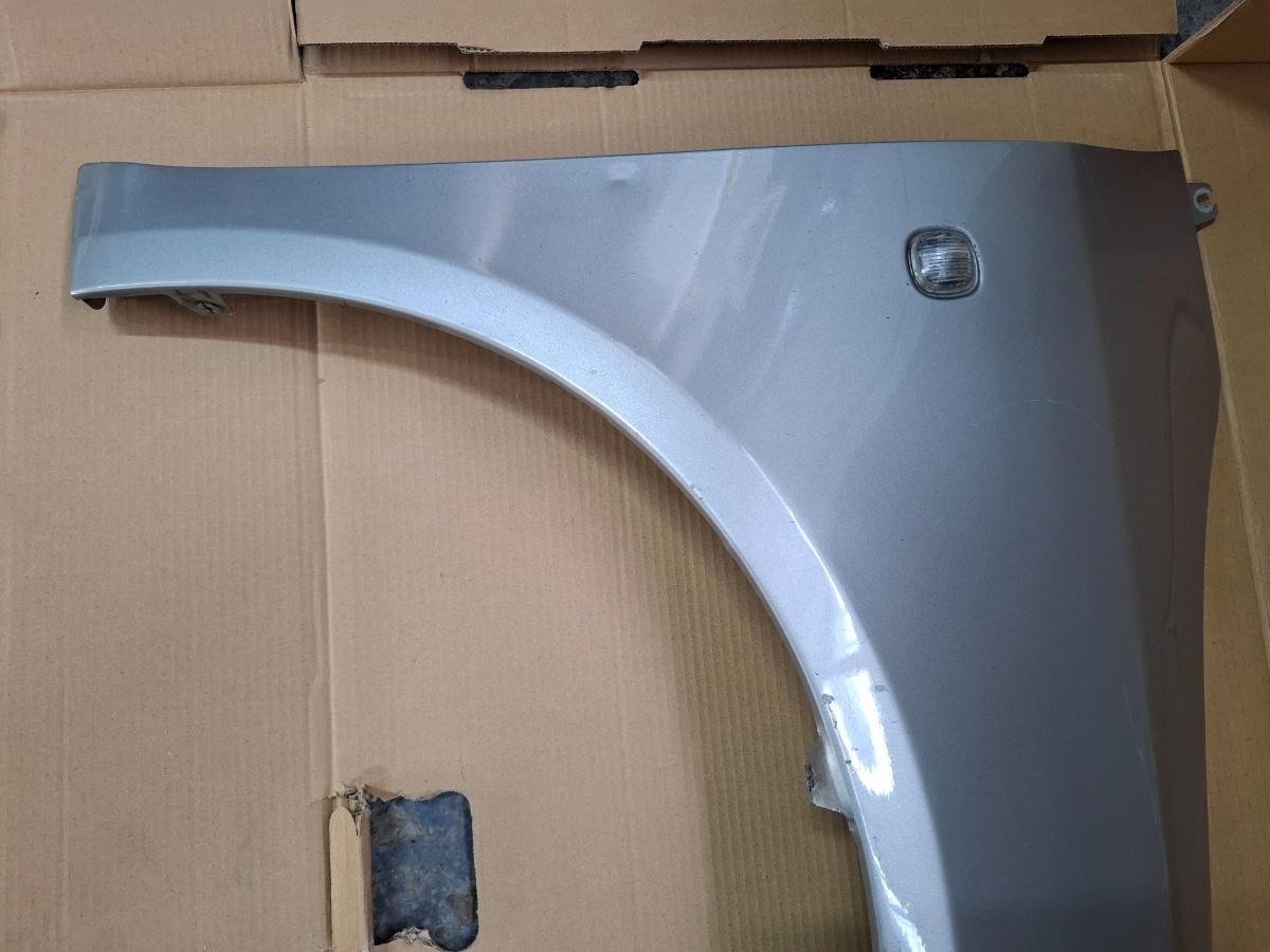 Aripa fata dreapta LF8H SKODA FABIA II 542 2006 - 2014