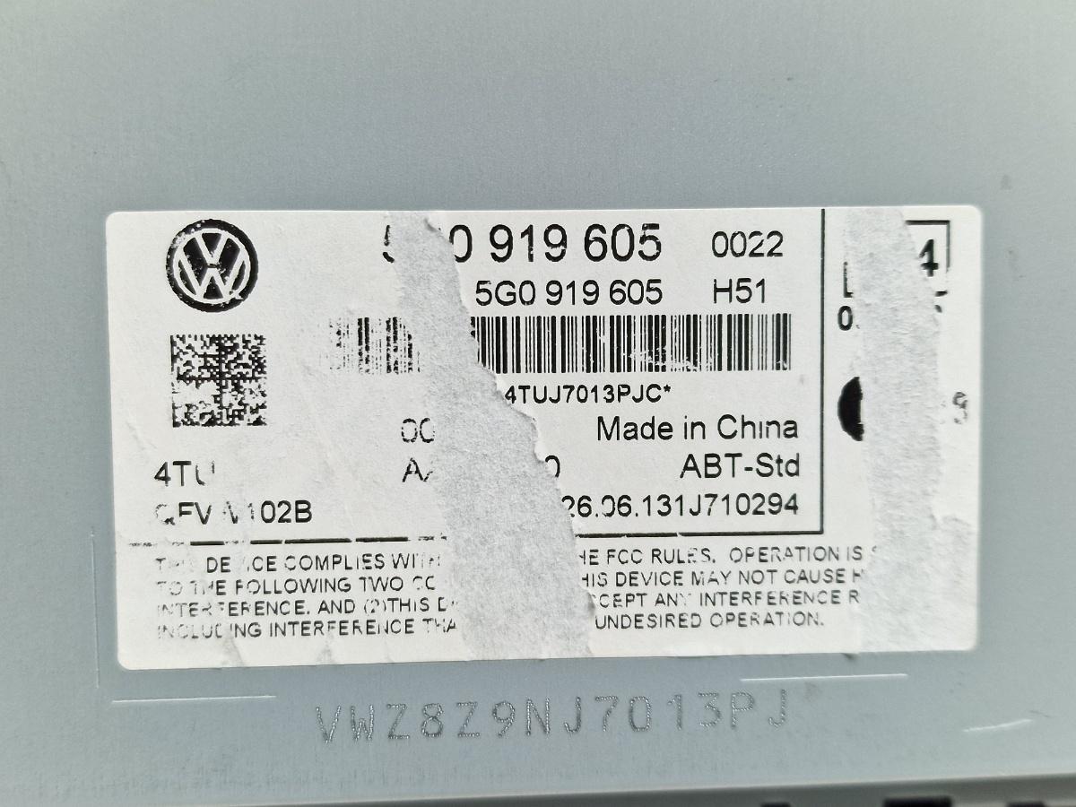 Display navigatie VOLKSWAGEN GOLF VII 5G1 2013 2.0 TDi BlueMotion 110KW|150HP 2013