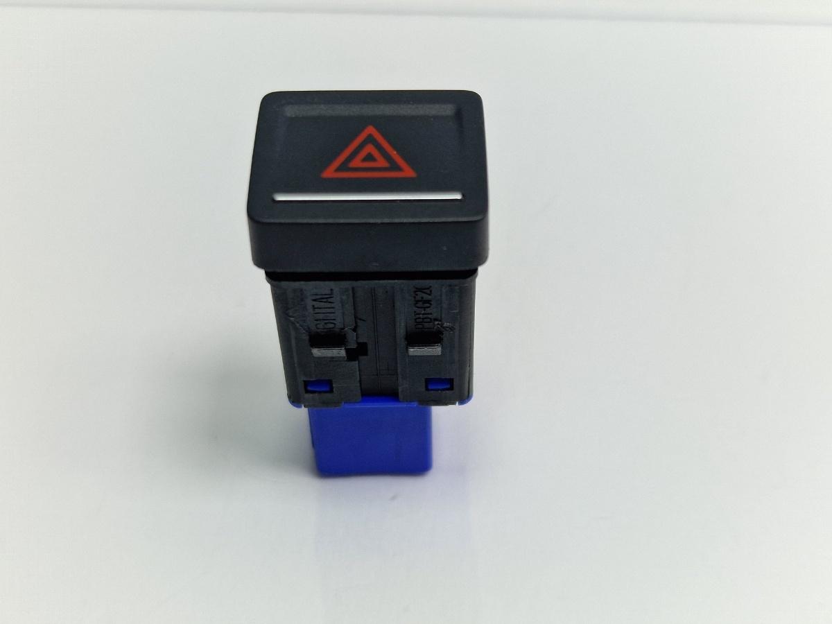 Buton avarii VOLKSWAGEN GOLF VII 5G1 2013 2.0 TDi BlueMotion 110KW|150HP 2013