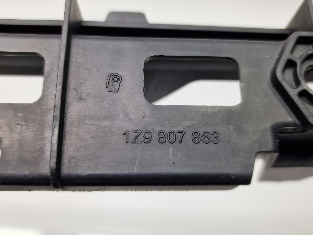 Suport bara spate SKODA OCTAVIA II Combi 1Z5 2004 - 2013 2.0 TDI 16V BKD, CFHC, CLCB 1Z9807863