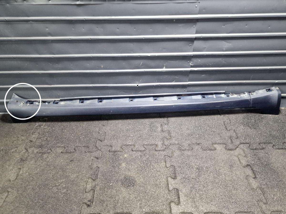 Prag dreapta AUDI A4 III Avant 8ED, B7 2004 - 2008 albastru LZ5J 8E0853860