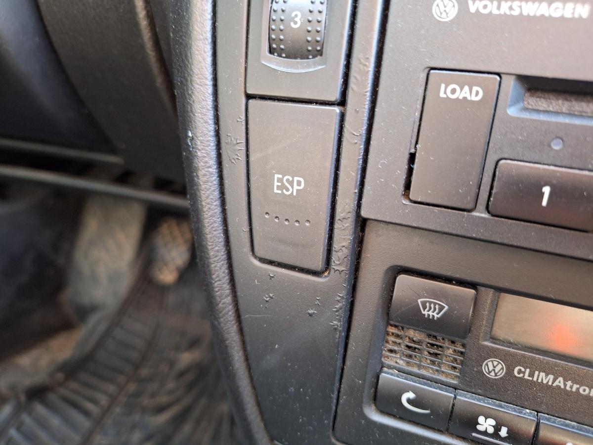 Comutator ESP VOLKSWAGEN PASSAT Variant 3B6 2000 1.9 TDI AVF 96KW|130HP 2000