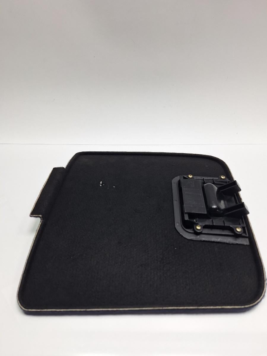 Capac portbagaj stanga AUDI A4 Avant 8D5, B5 1994 - 2001 1.6 1.6 1.6 ALZ 8D9863989