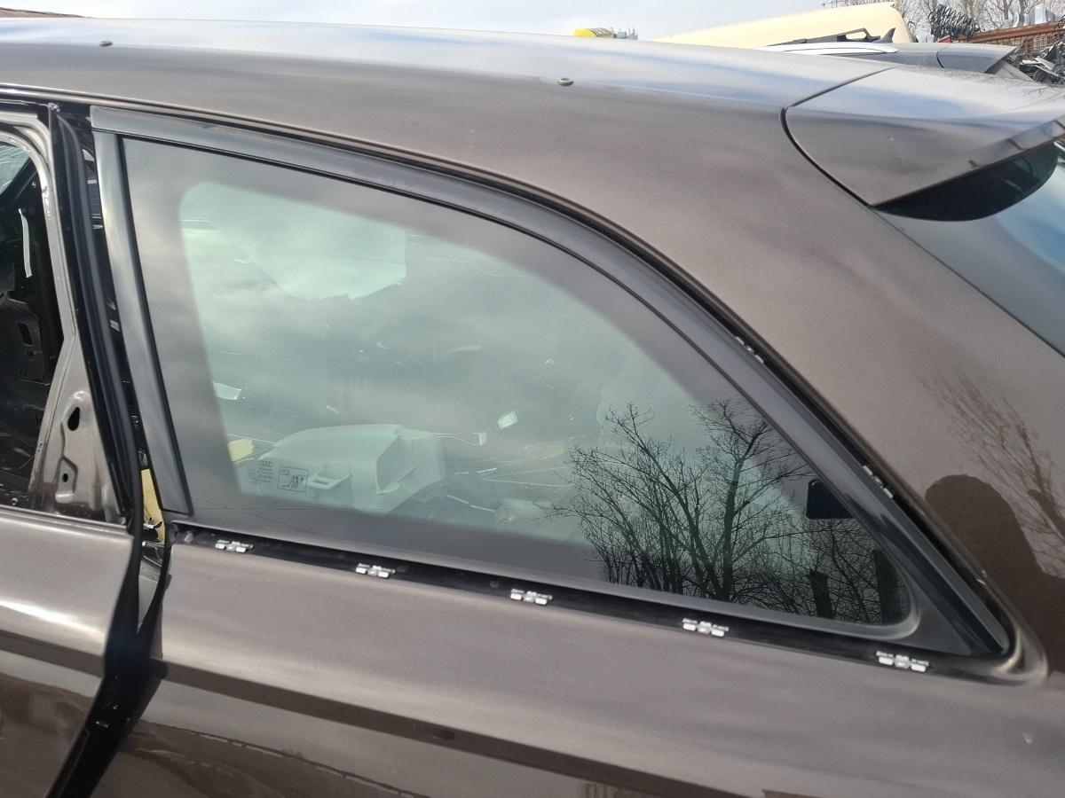 Geam lateral spate stanga AUDI A6 IV Avant 4G5, C7, 4GD 2011 - 2018 2.0 TDI CSUD, DDCB