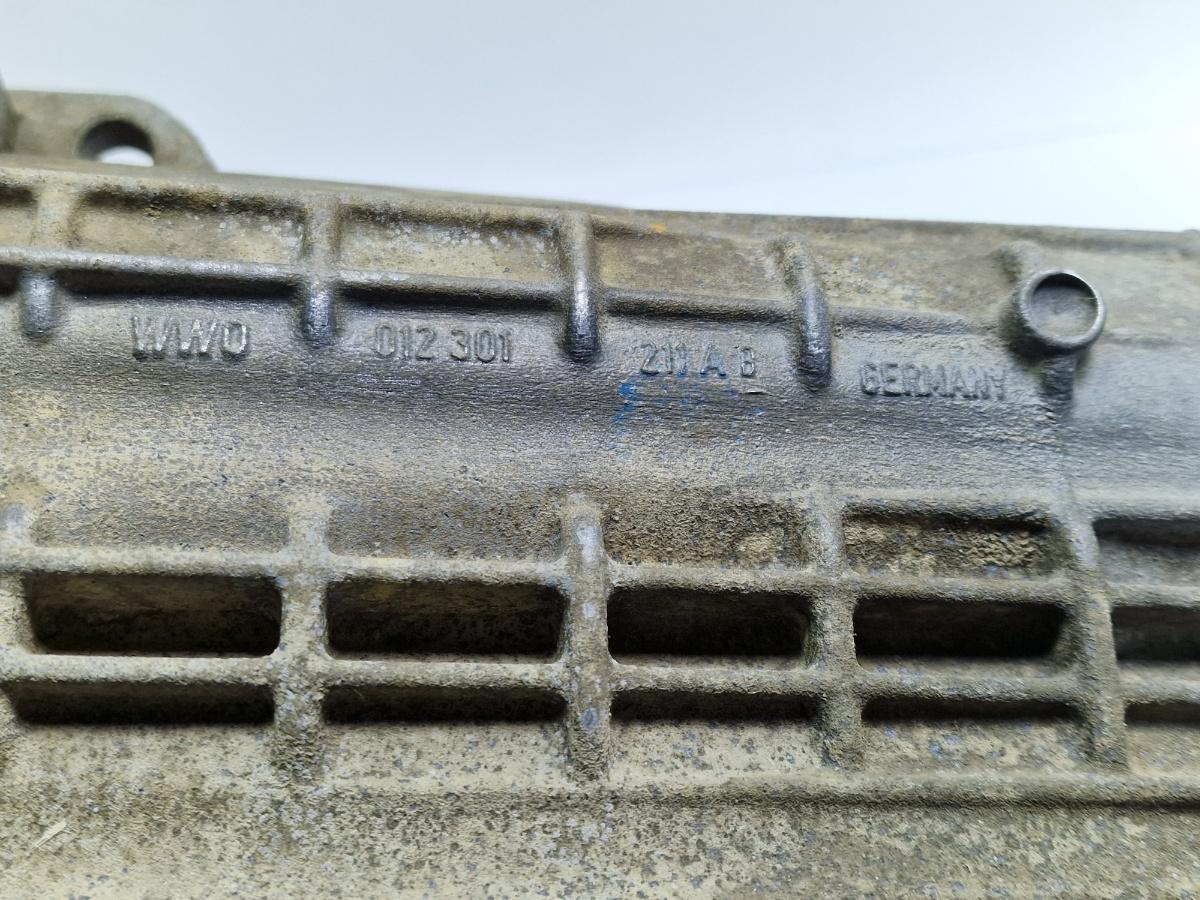 Corp cutie de viteze 5 trepte AUDI A4 Avant 8D5, B5 1994 - 2001 1.6 1.6 1.6 ALZ 012301211AB