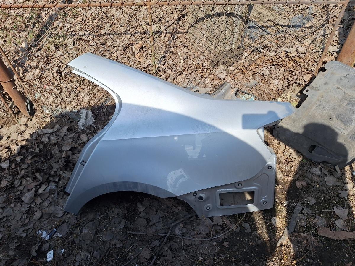 Aripa spate stanga VOLKSWAGEN JETTA IV 162, 163, AV3, AV2 2009 - 2017
